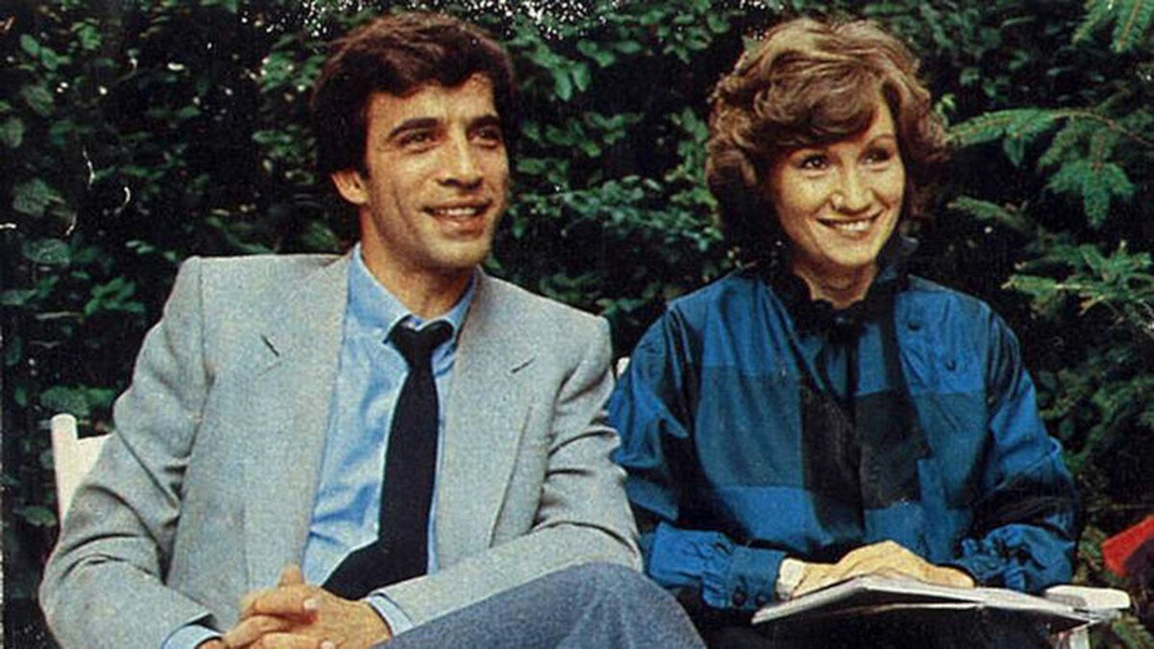 Anillos de Oro Background