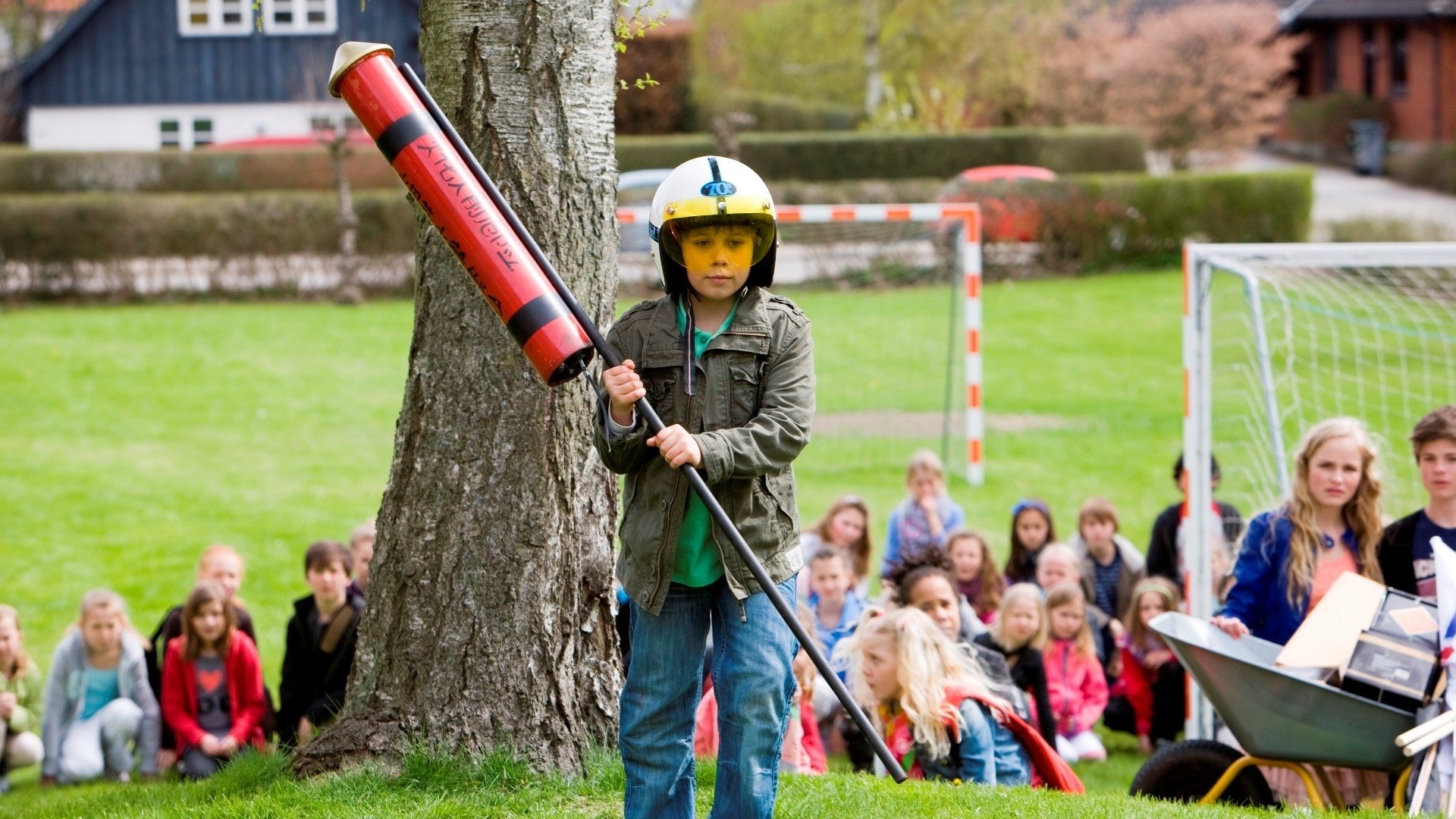 Bob Bob Trouble Boy Background