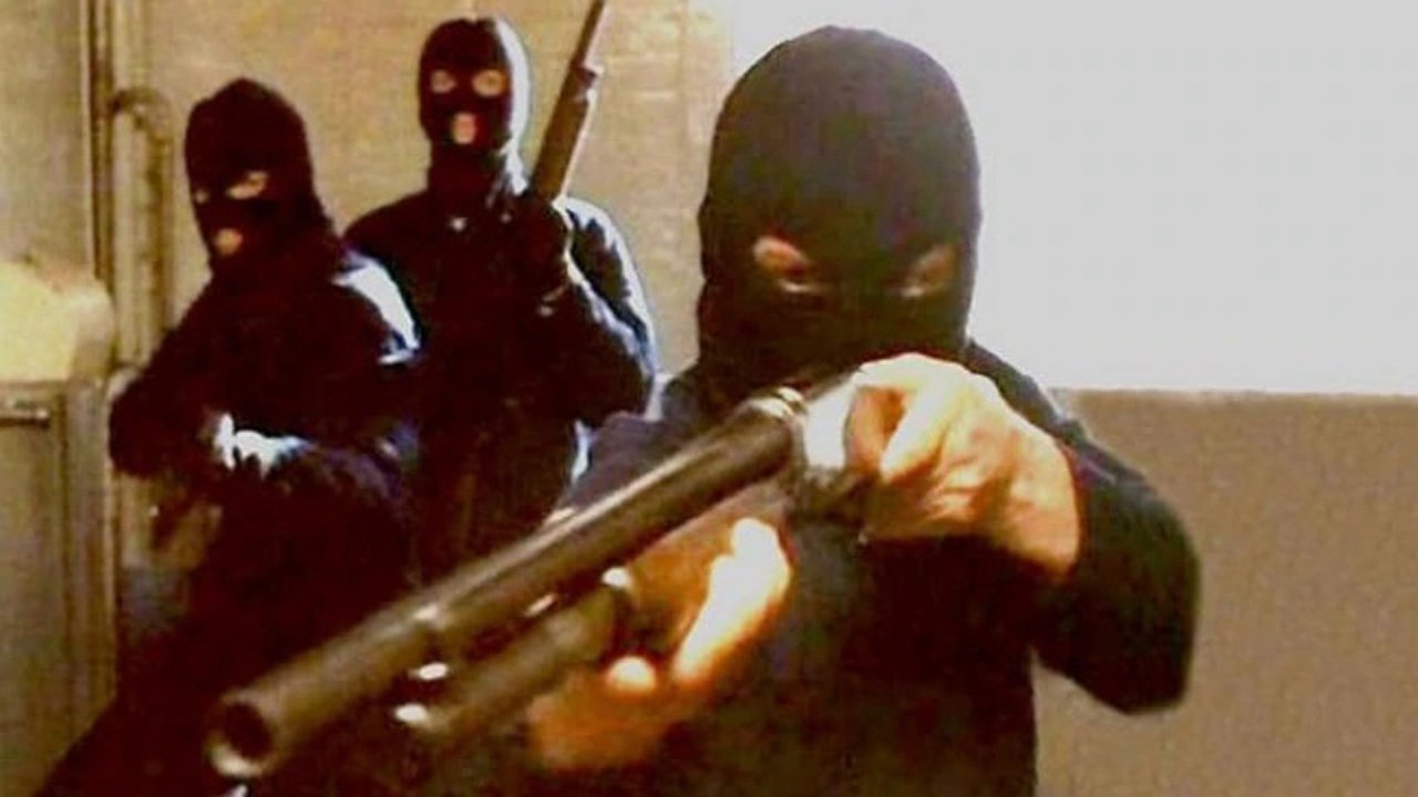 The Great Bookie Robbery Background