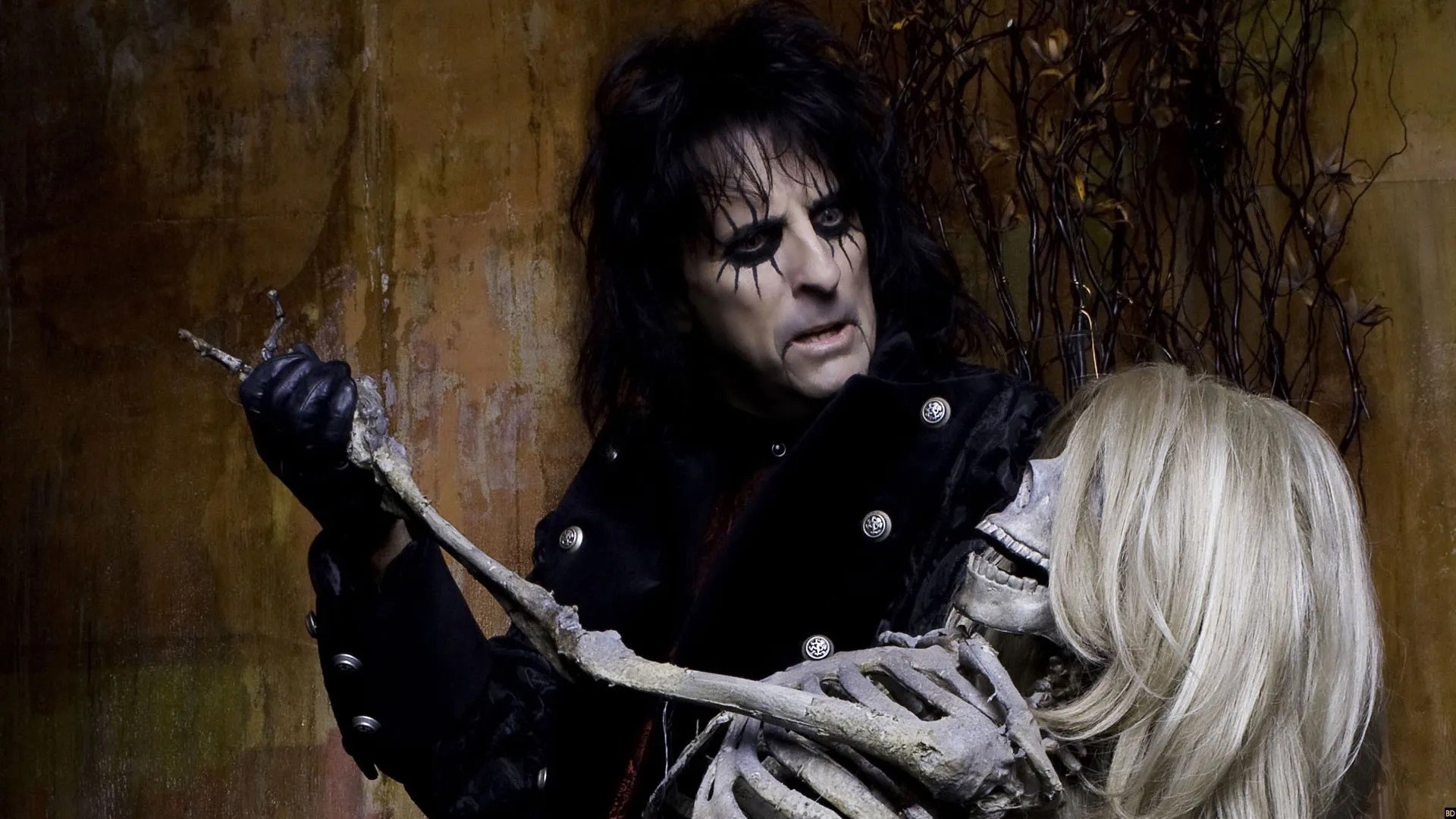 Alice Cooper: Halloween Night of Fear Background