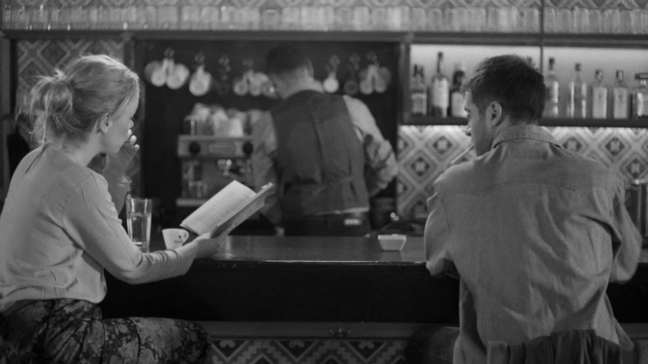 Alice in the Café Background